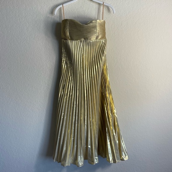 Anthropologie Let Me Be Gold Foil Pleated Strapless Midi Dress Size XS NWT - Picture 5 of 13